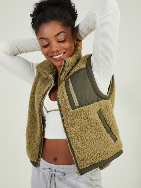 On The Rise Sherpa Vest - AS REVIVAL