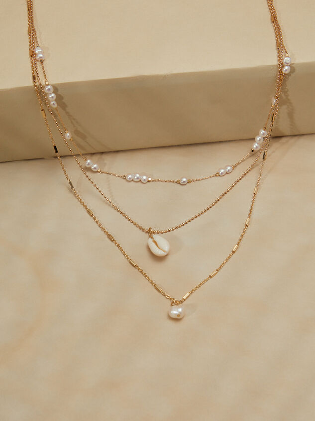 Layered Pearl & Shell Necklace Detail 3 - AS REVIVAL