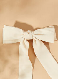 Scarlett Double Layered Hair Bow Detail 2 - AS REVIVAL