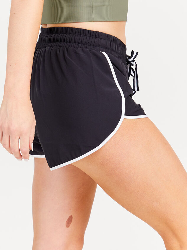 Sporty Shorts Detail 3 - AS REVIVAL