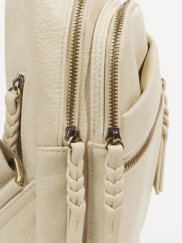 Side Zip Sling Bag Detail 4 - AS REVIVAL