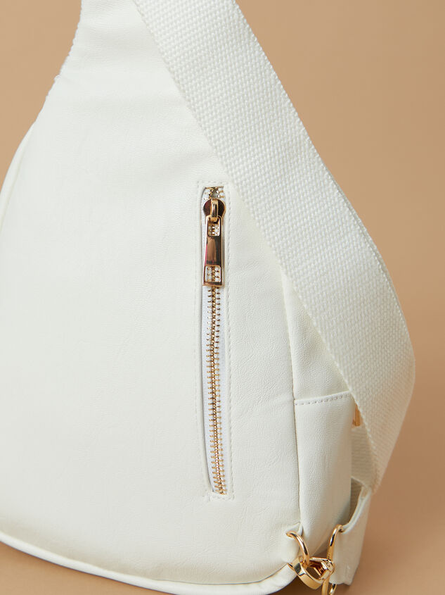 Crochet Sling Bag Detail 2 - AS REVIVAL